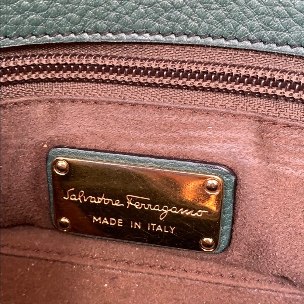 Salvatore Ferragamo handbag - Picture 5 of 15